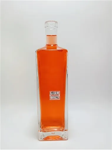 Temiz Cam Şişeler 750ml
